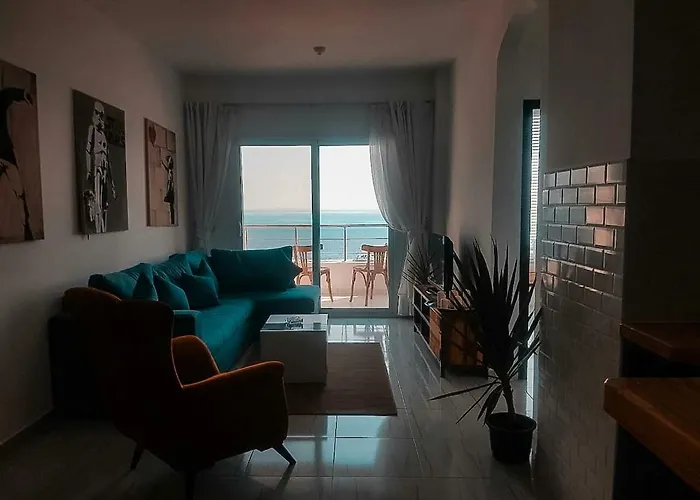 شقة Amazing 2 Bedroom With Sea View In *