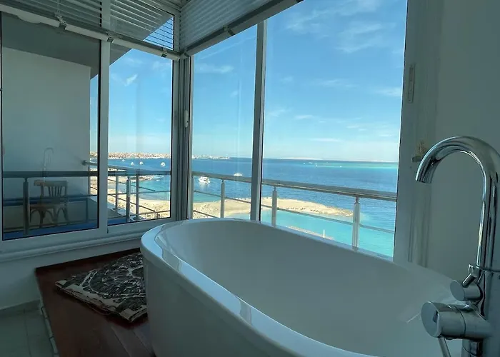 Amazing 2 Bedroom With Sea View In شقة الغردقة